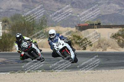 media/Nov-01-2025-CVMA (Sat) [[fc0f7531b8]]/Race 7-Formula Twins-Formula 40 UL/